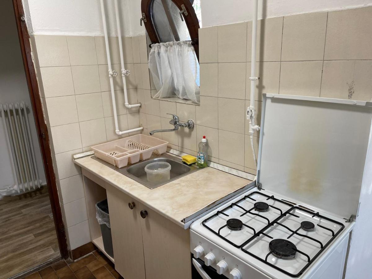 Apartament Szimpla Apartman Miszkolc Zewnętrze zdjęcie